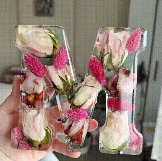 FloraGlow | Handmade Floral Night Light for a Dreamy Ambiance