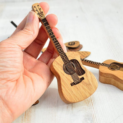 50% OFF | GuitarHolder™ - Guitar Pick Holder +3 Free Picks [Last Day Discount]