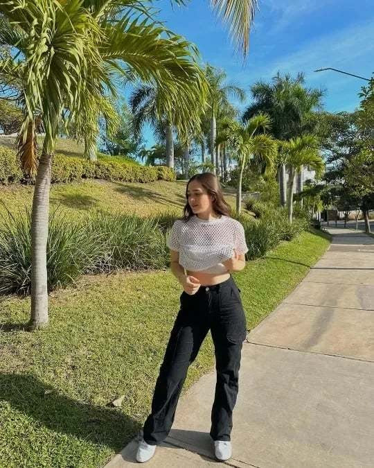 Women’s Cargo Pants | Adjustable Waist Belt | Multi-Pocket & Straight Fit | Versatile Style