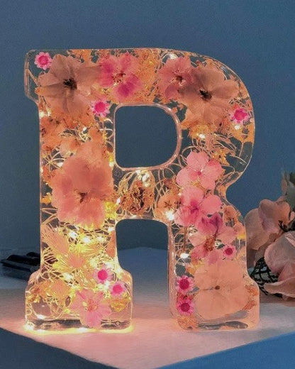 FloraGlow | Handmade Floral Night Light for a Dreamy Ambiance