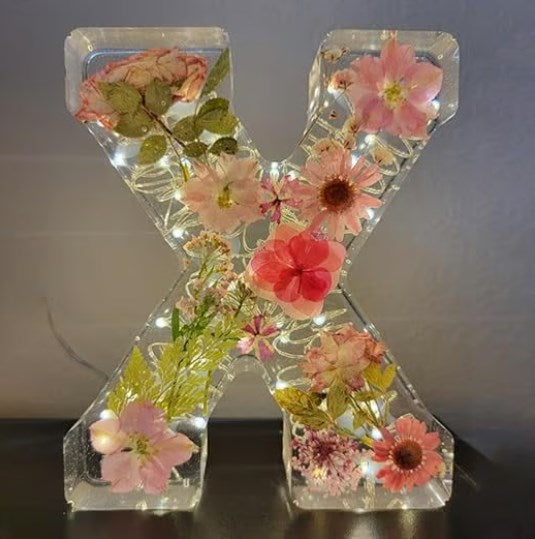 FloraGlow | Handmade Floral Night Light for a Dreamy Ambiance