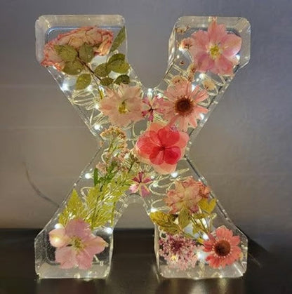 FloraGlow | Handmade Floral Night Light for a Dreamy Ambiance