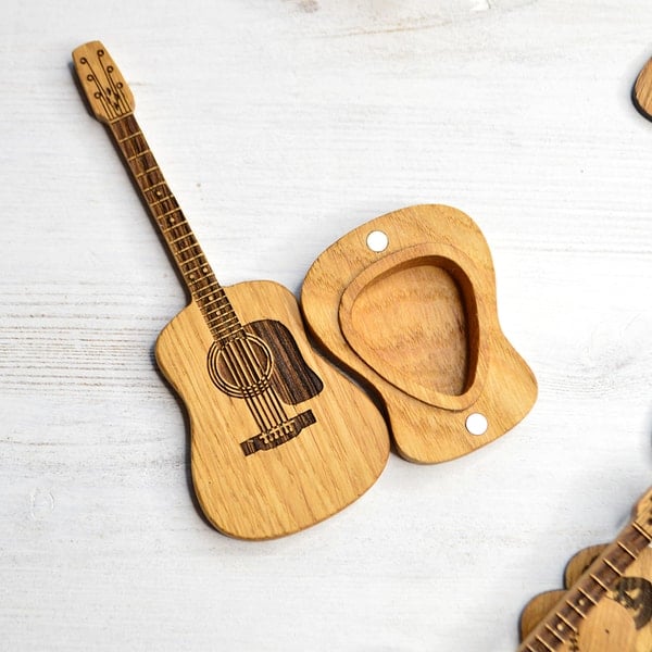 50% OFF | GuitarHolder™ - Guitar Pick Holder +3 Free Picks [Last Day Discount]